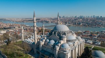 موعد صلاة عيد الفطر في تركيا 2024 .. توقيت صلاة العيد في أنقرة إسطنبول  والمدن التركية